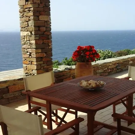 Au Paradis Bleu Melissaki